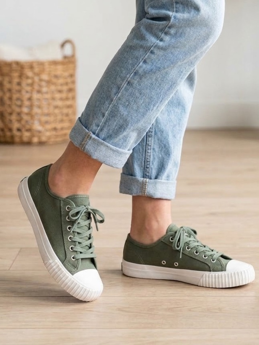 PF Flyers Center Low Canvas Sneakers Olive Green Men's 6.5 Women's 8